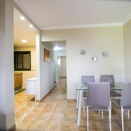 Cozy With Terrace, Teide Views And Swimmingpool Holiday home