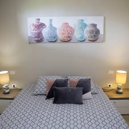 Vakantiehuis Cozy With Terrace, Teide Views And Swimmingpool *